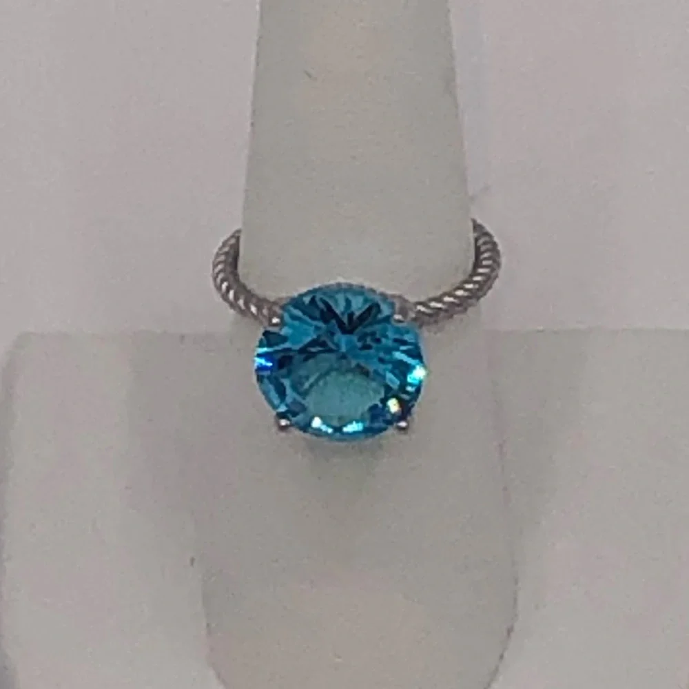 4ct Blue Apatite Ring - Picture 14 of 15